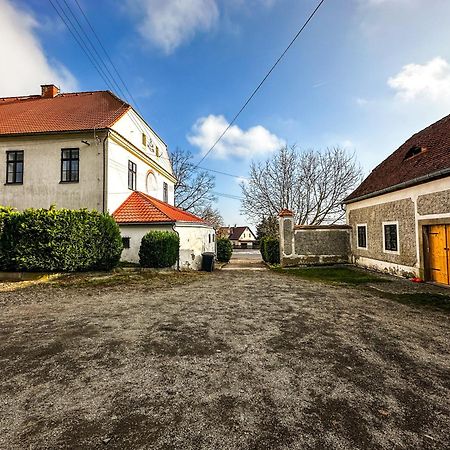 Stara Posta Hotel Telnice Eksteriør billede